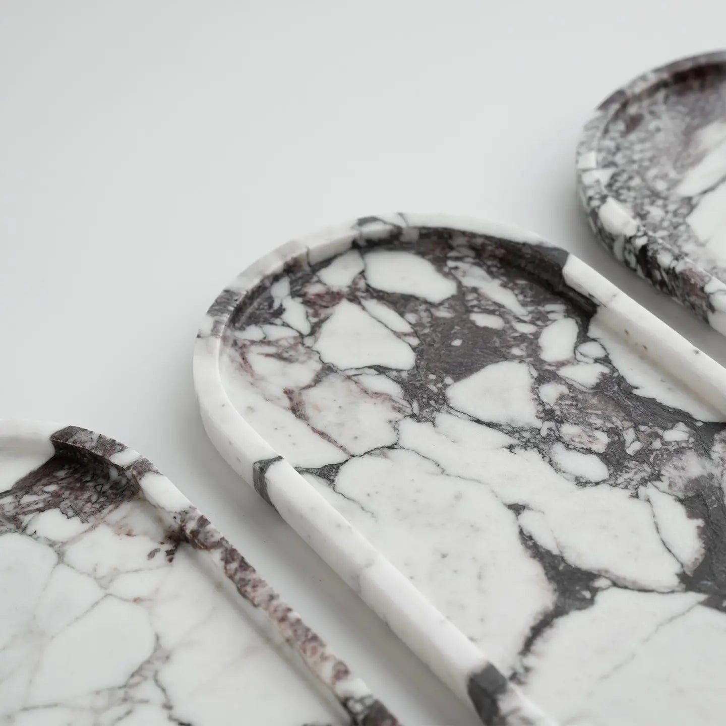 CALCATTA MARBLE OVAL TRAY