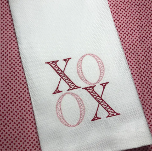 XOXO HUCK TOWEL