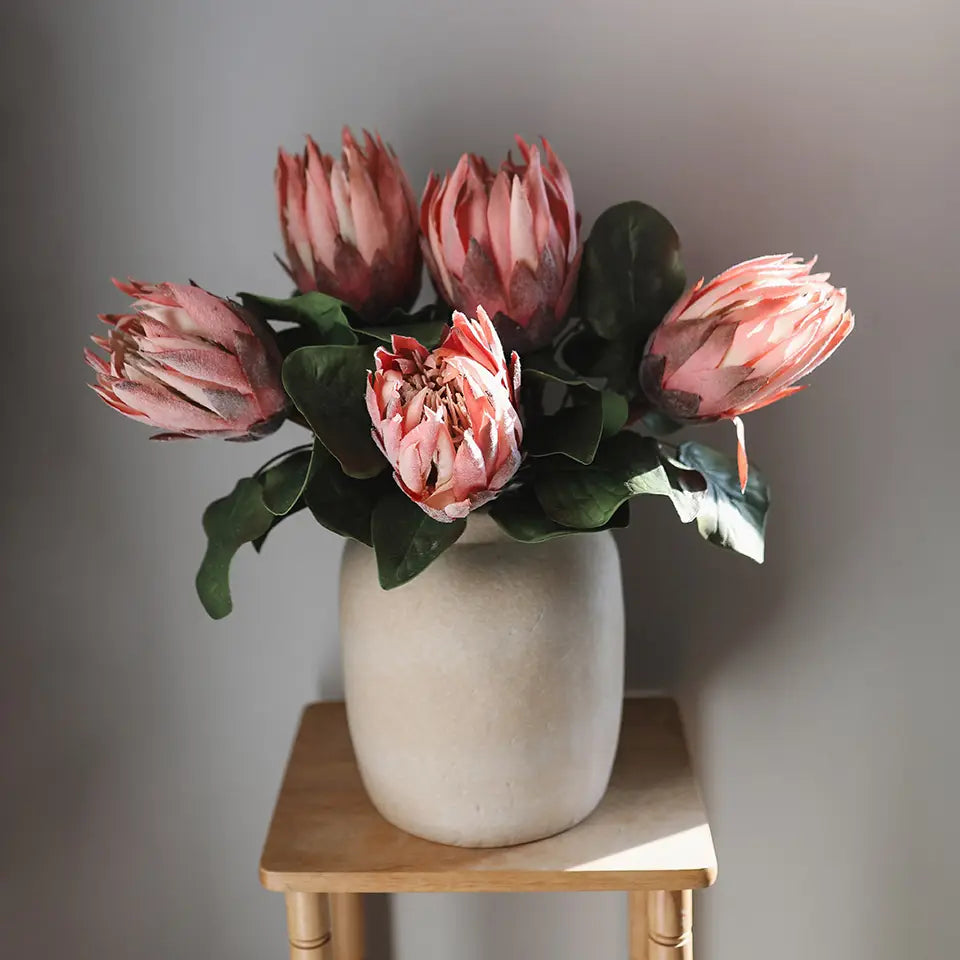 KING PROTEA FLOWER