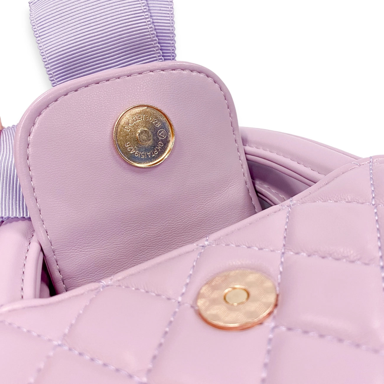FLORAL APPLIQUE QUILTED BAG